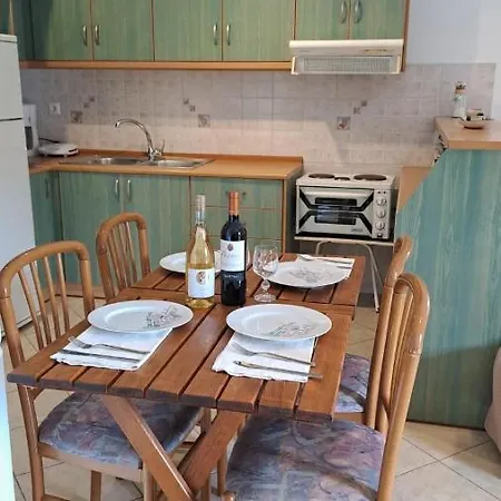 Spiros House Apartment *